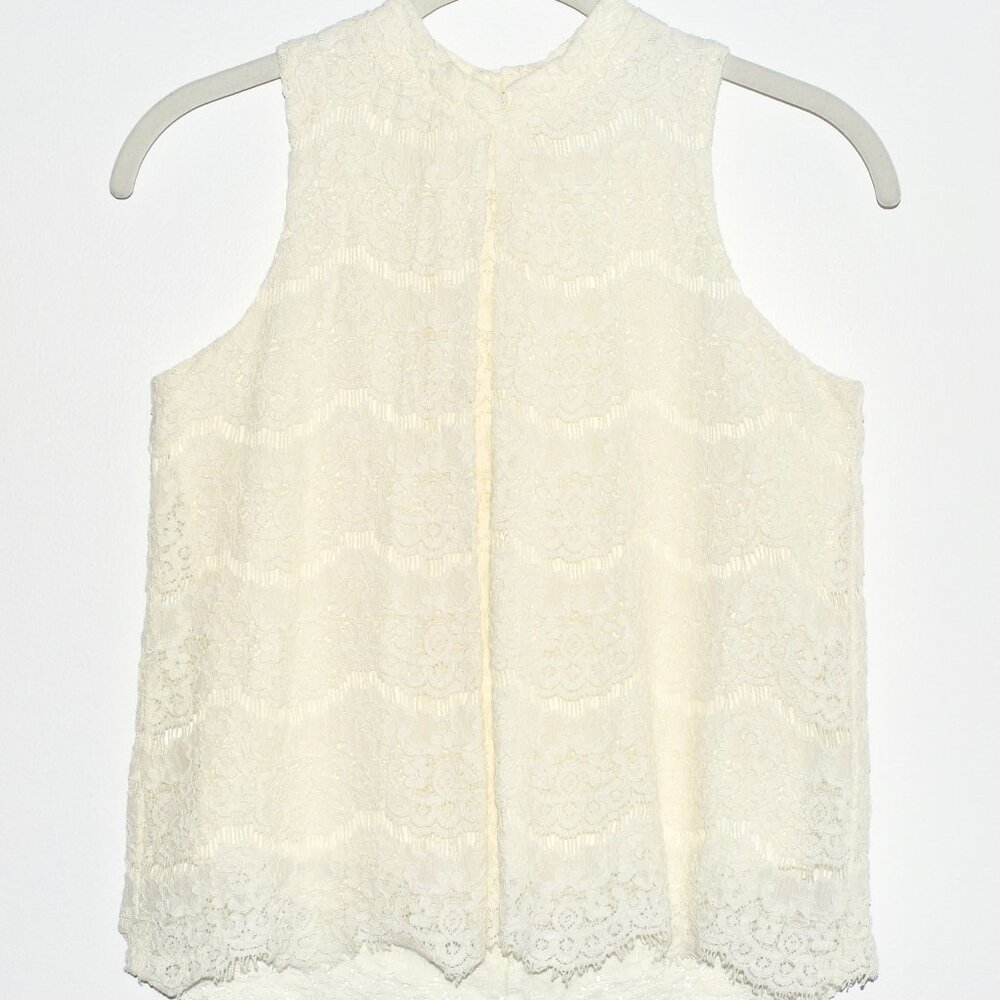 Love, Fire Mock-Neck Lace Sleeveless Blouse Sugar Swizzle (Ivory/Cream) - Large